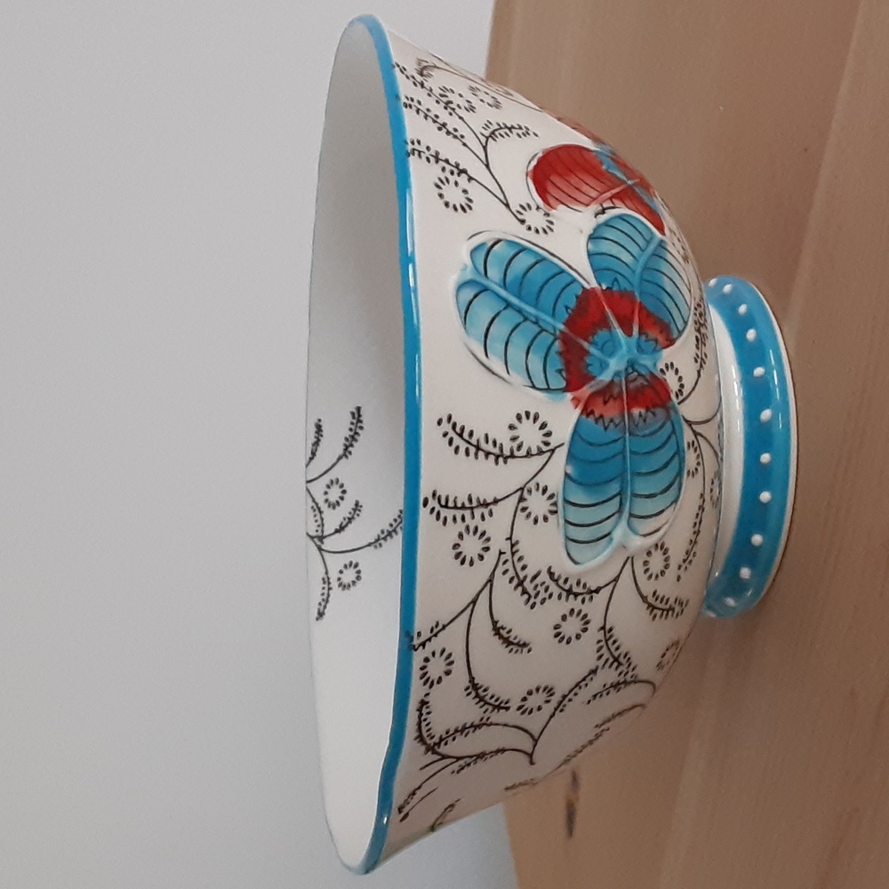 Dutch Wax Red Blue Floral Embossed  White Dot Pedestal Footed Bowl 6" W x 3" D